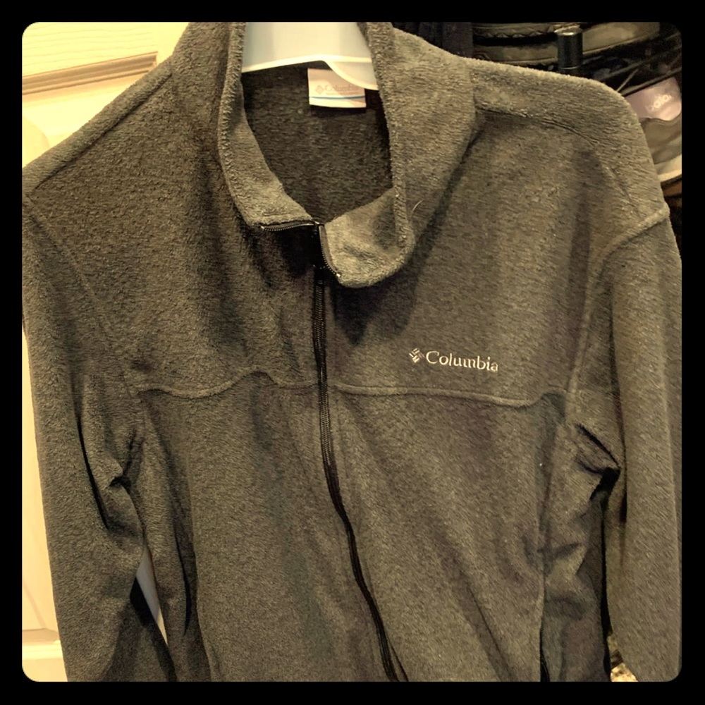 Two men’s large Columbia jackets